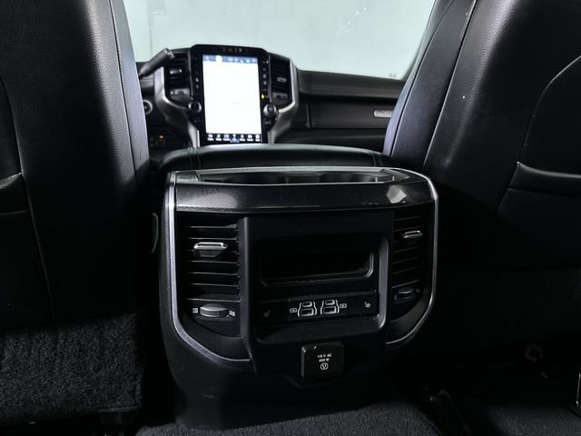 Used 2022 RAM 3500 Laramie AWD/4WD image 22