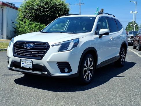 Used 2024 Subaru Forester Limited AWD/4WD image 3