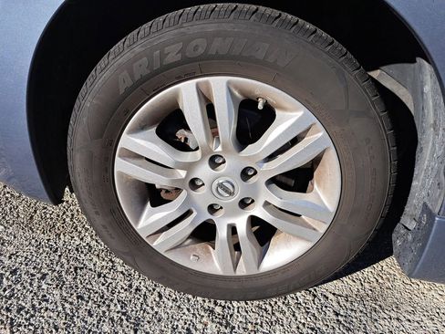 Used 2010 Nissan Altima 2.5 S w/ Convenience Plus Pkg image 3