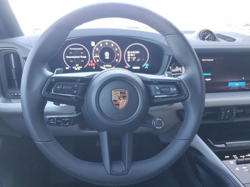 New 2026 Porsche Cayenne Coupe AWD/4WD image 20