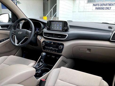 Used 2019 Hyundai Tucson SEL image 14