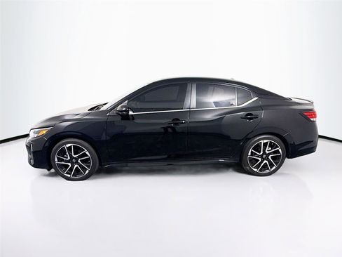 Used 2024 Nissan Sentra SR w/ SR Premium Package FWD image 33