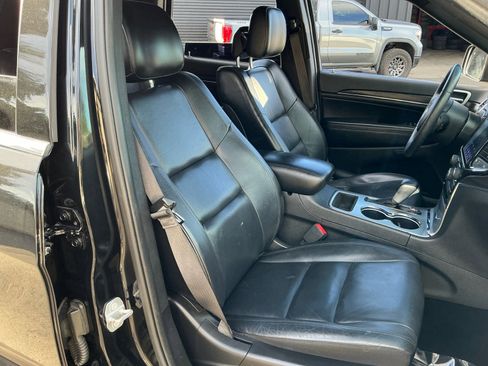 Used 2019 Jeep Grand Cherokee Limited image 21