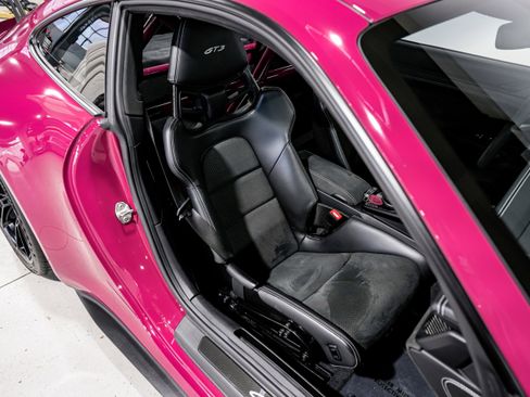 Used 2022 Porsche 911 GT3 image 31