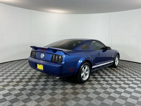 Used 2007 Ford Mustang Premium RWD image 5