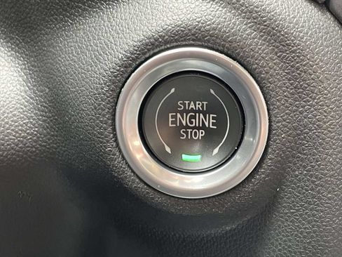 Used 2022 Chevrolet Silverado 1500 LTZ RWD image 33