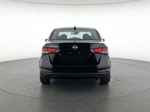 Used 2025 Nissan Versa SV image 7