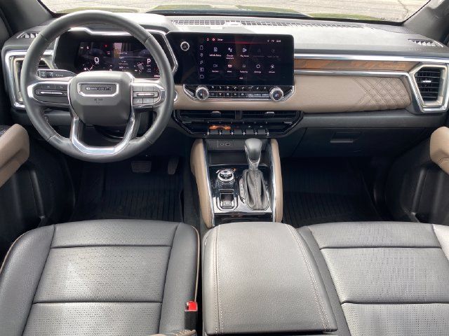 Certified 2024 GMC Canyon Denali AWD/4WD image 5