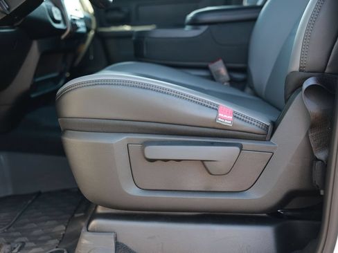 New 2026 RAM 2500 Tradesman AWD/4WD image 17
