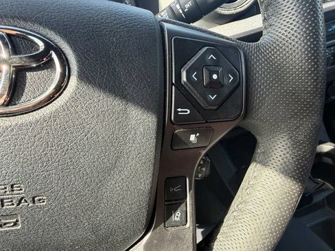 Used 2023 Toyota Tacoma TRD Off-Road w/ Technology Package AWD/4WD image 21
