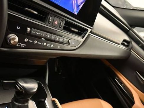 Used 2023 Lexus ES 350 w/ Accessory Package (Z1) FWD image 18