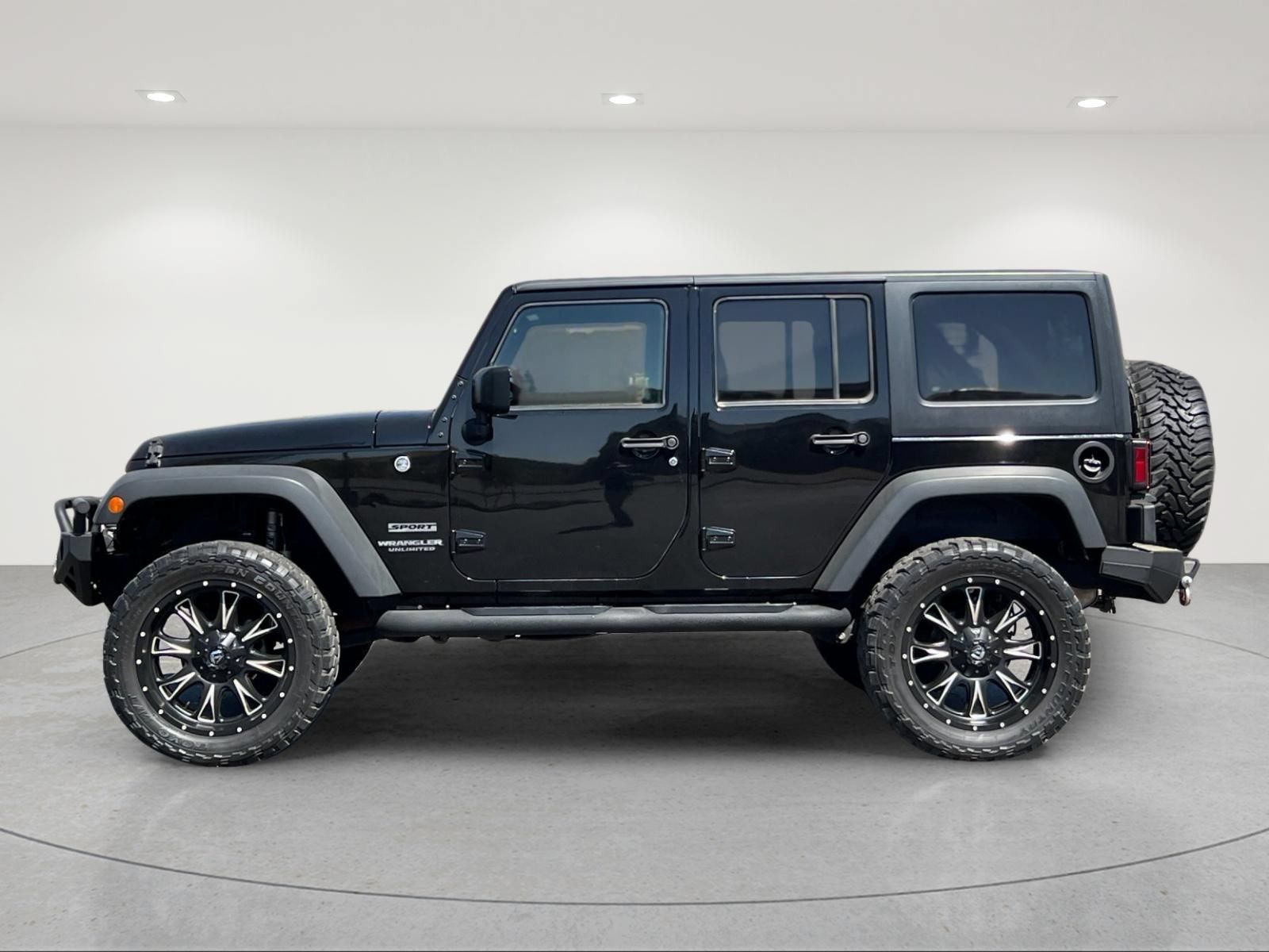 Used 2017 Jeep Wrangler Unlimited Sport w/ Quick Order Package 24S AWD/4WD image 2