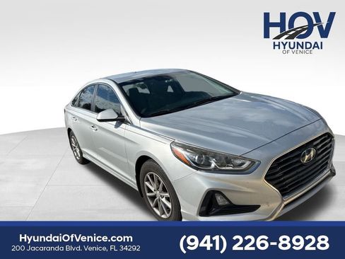 Used 2019 Hyundai Sonata SE image 1