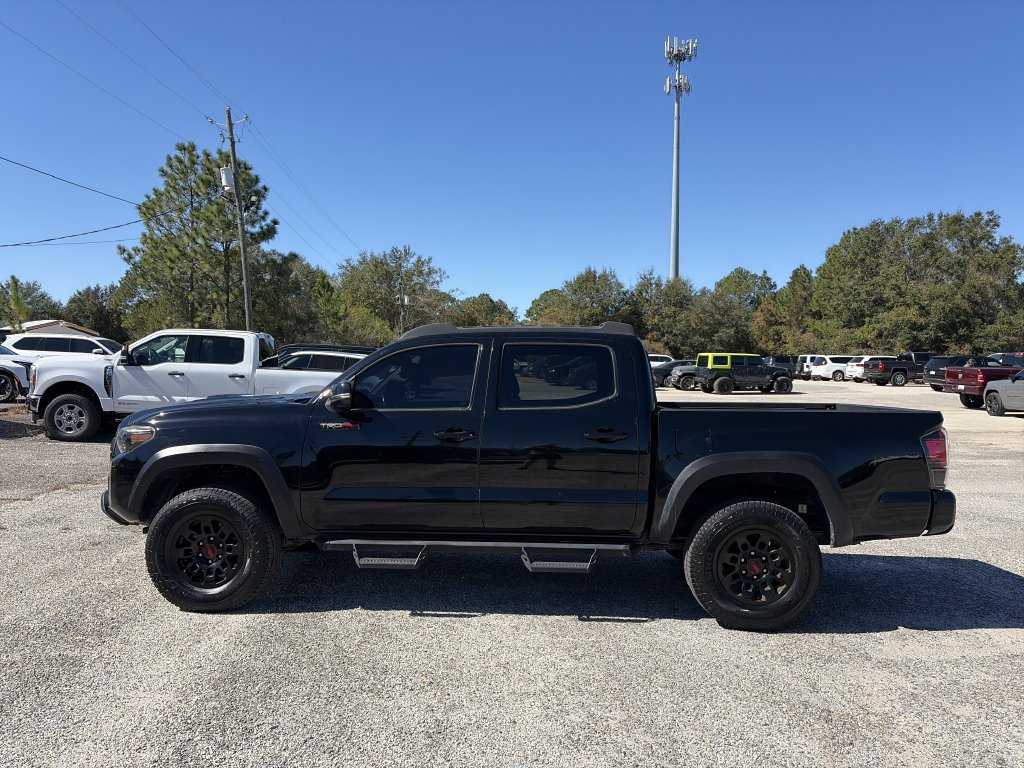 Used 2019 Toyota Tacoma TRD Pro AWD/4WD image 3
