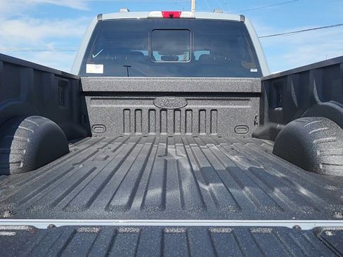 New 2026 Ford F350 Lariat w/ Black Appearance Package image 19