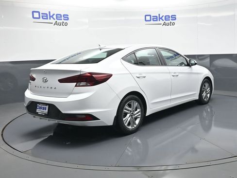Used 2020 Hyundai Elantra SEL w/ Winter Weather Package image 8