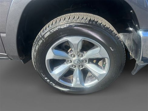 Used 2022 RAM 1500 Limited image 10