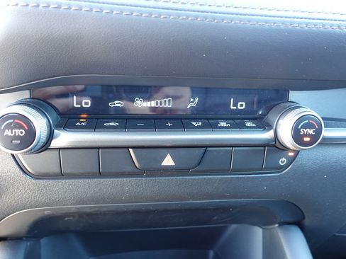 Certified 2025 MAZDA MAZDA3 s Sport image 16