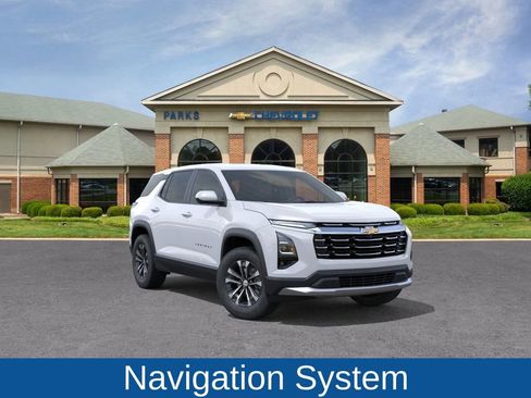 New 2026 Chevrolet Equinox LT w/ Safety and Technology Package image 2