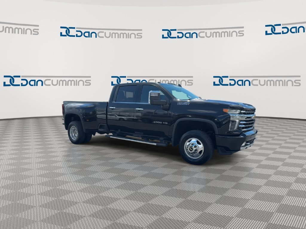 Used 2022 Chevrolet Silverado 3500 High Country AWD/4WD image 2