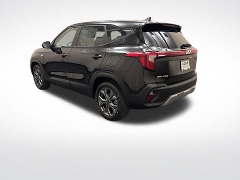 Certified 2026 Kia Seltos LX image 7