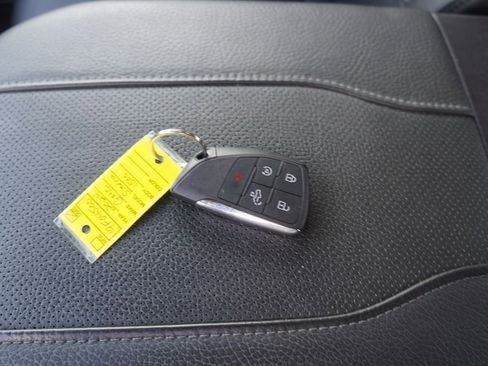 Used 2024 GMC Sierra 1500 Denali w/ Technology Package image 34