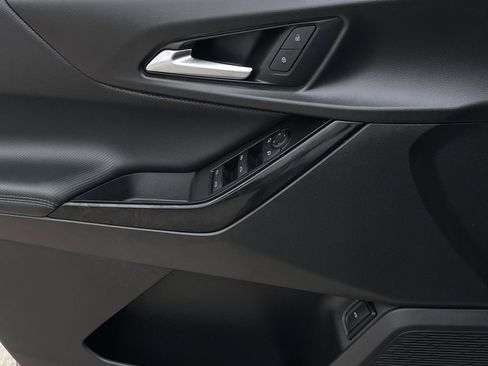 Certified 2025 Chevrolet Equinox LT w/ Convenience Package II image 20