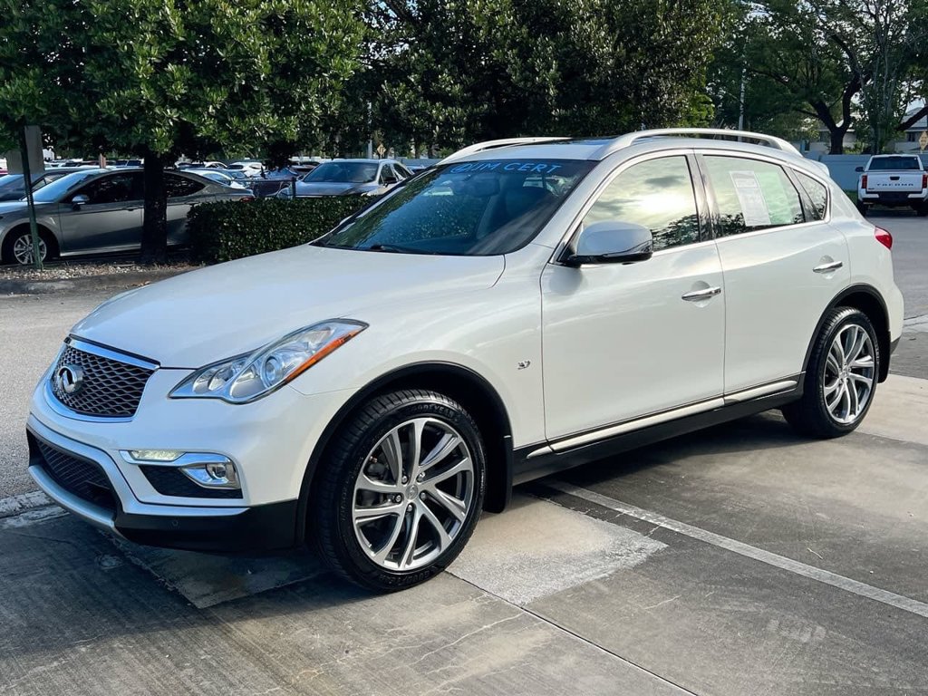 Used 2017 INFINITI QX50 2WD w/ Technology Package image 3