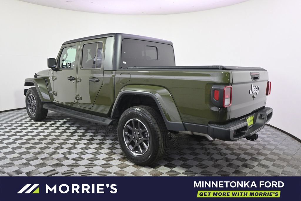 Used 2022 Jeep Gladiator Overland w/ Popular Equipment Package AWD/4WD image 3