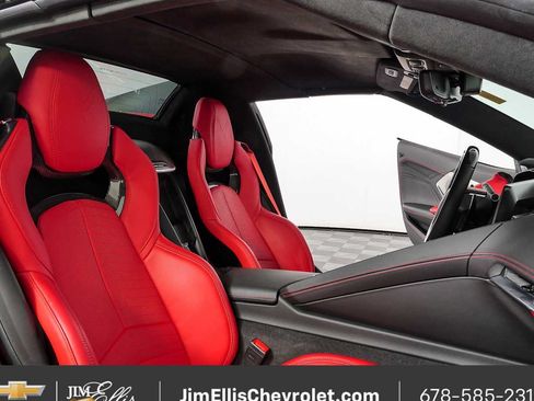 Used 2024 Chevrolet Corvette Z06 w/ Z07 Performance Package RWD image 19