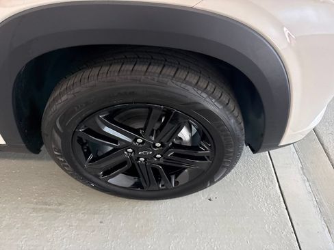 New 2026 Chevrolet Trax ACTIV w/ Driver Confidence Package FWD image 4