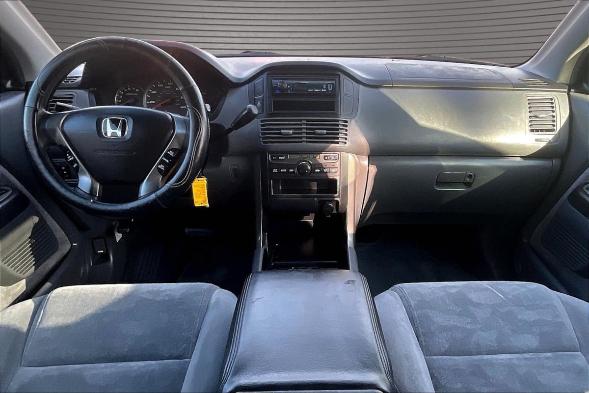 Used 2004 Honda Pilot EX image 7
