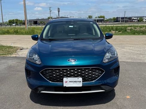 Used 2020 Ford Escape SE FWD image 31