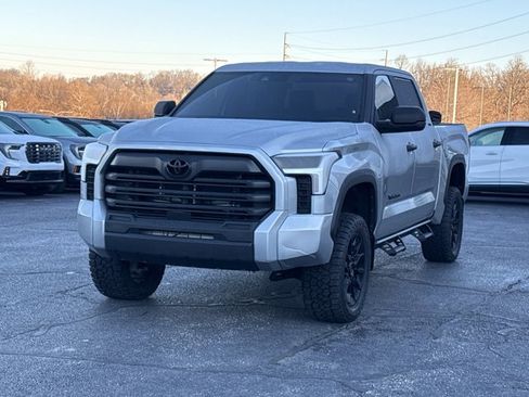 Used 2024 Toyota Tundra SR5 image 12
