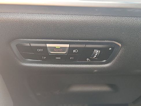 Used 2023 BMW X7 xDrive40i w/ Executive Package image 25