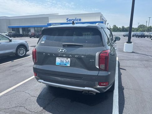 Used 2022 Hyundai Palisade Limited w/ Cargo Package AWD/4WD image 13