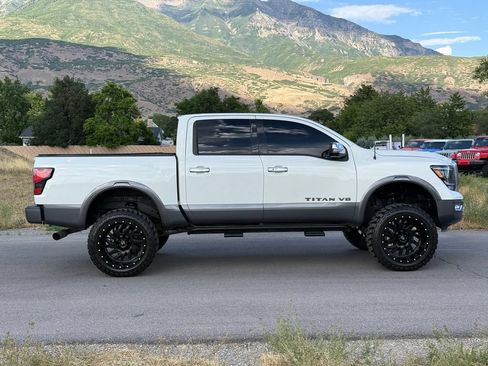 Used 2021 Nissan Titan Platinum Reserve w/ Moonroof Package AWD/4WD image 7