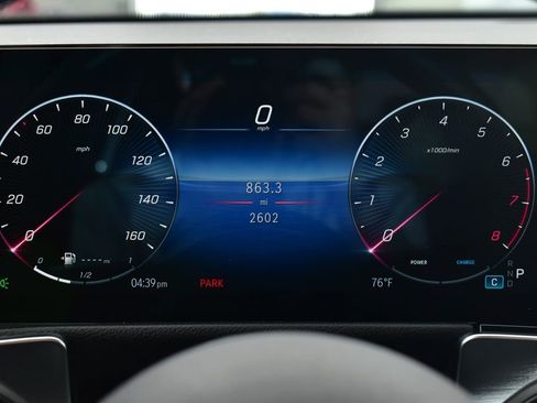 Certified 2025 Mercedes-Benz GLB 250 4MATIC image 15