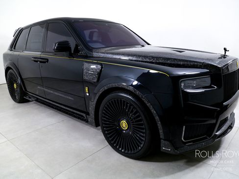 Used 2025 Rolls-Royce Cullinan AWD/4WD image 6