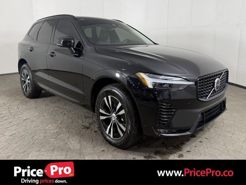 Used 2024 Volvo XC60 B5 Core image 1