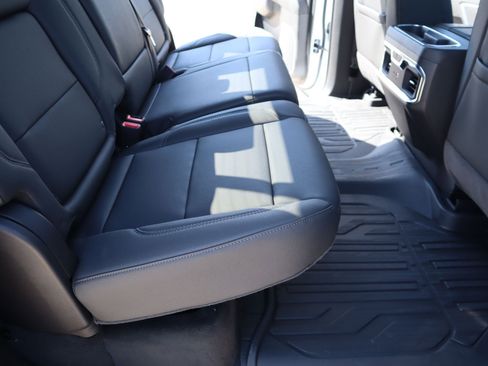 New 2026 GMC Sierra 1500 SLT w/ SLT Premium Plus Package AWD/4WD image 16