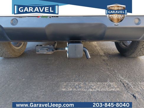 Used 2017 Subaru Outback 3.6R Touring image 38