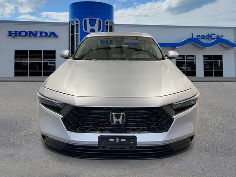 New 2025 Honda Accord LX image 9