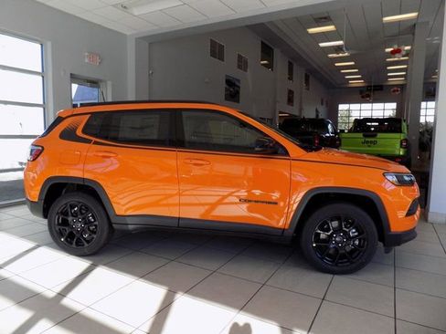 New 2026 Jeep Compass Latitude AWD/4WD image 8
