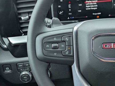 New 2026 GMC Sierra 1500 Elevation image 16