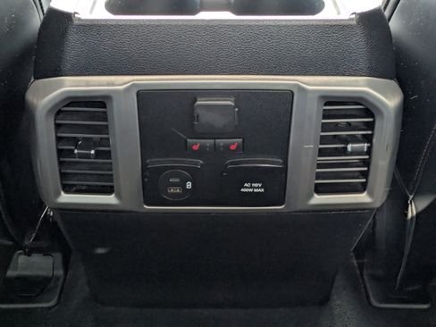 Certified 2021 Ford F250 Platinum w/ FX4 Off-Road Package image 15