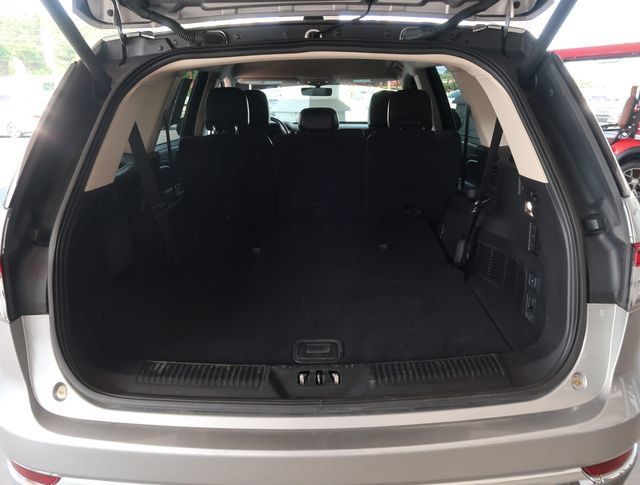 Used 2021 Lincoln Aviator AWD image 38