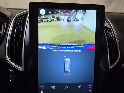 Used 2024 Ford Edge SEL AWD/4WD image 22