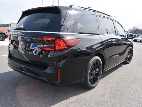 New 2026 Honda Odyssey Sport-L image 9
