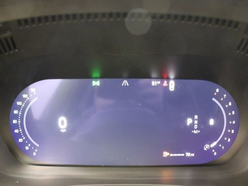 New 2026 Volvo XC60 B5 Plus w/ Protection Package Premier AWD/4WD image 10